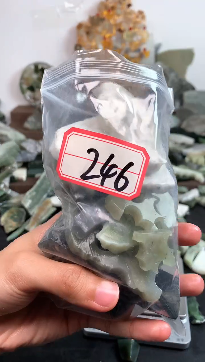 未镶嵌和田玉摆件246