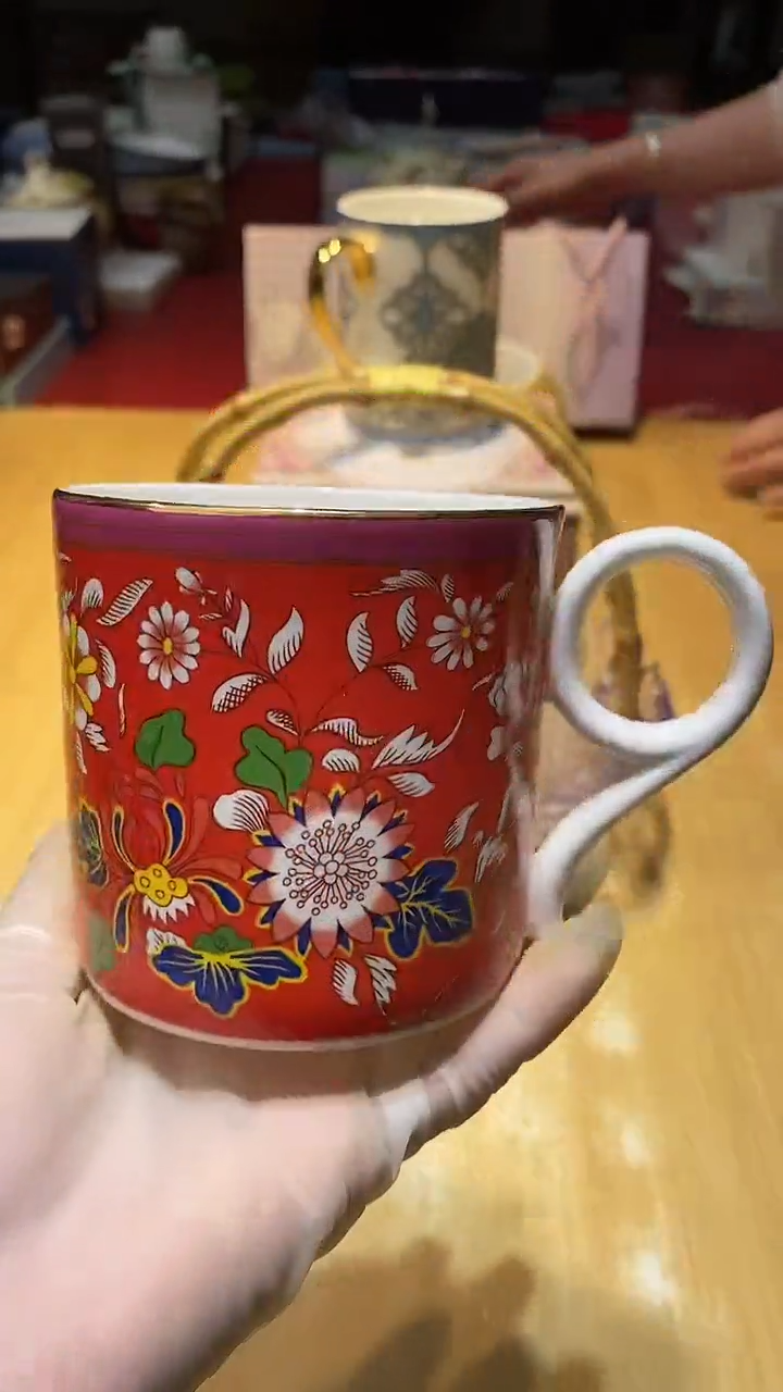 瓷片生活的本意是开心啊@@1