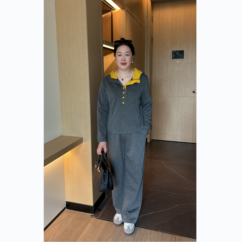套装女2025新款休闲套装显瘦妈妈装高级感减龄洋气宽松两件套秋装