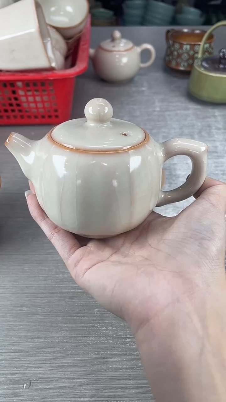 龙泉青瓷福利仓储