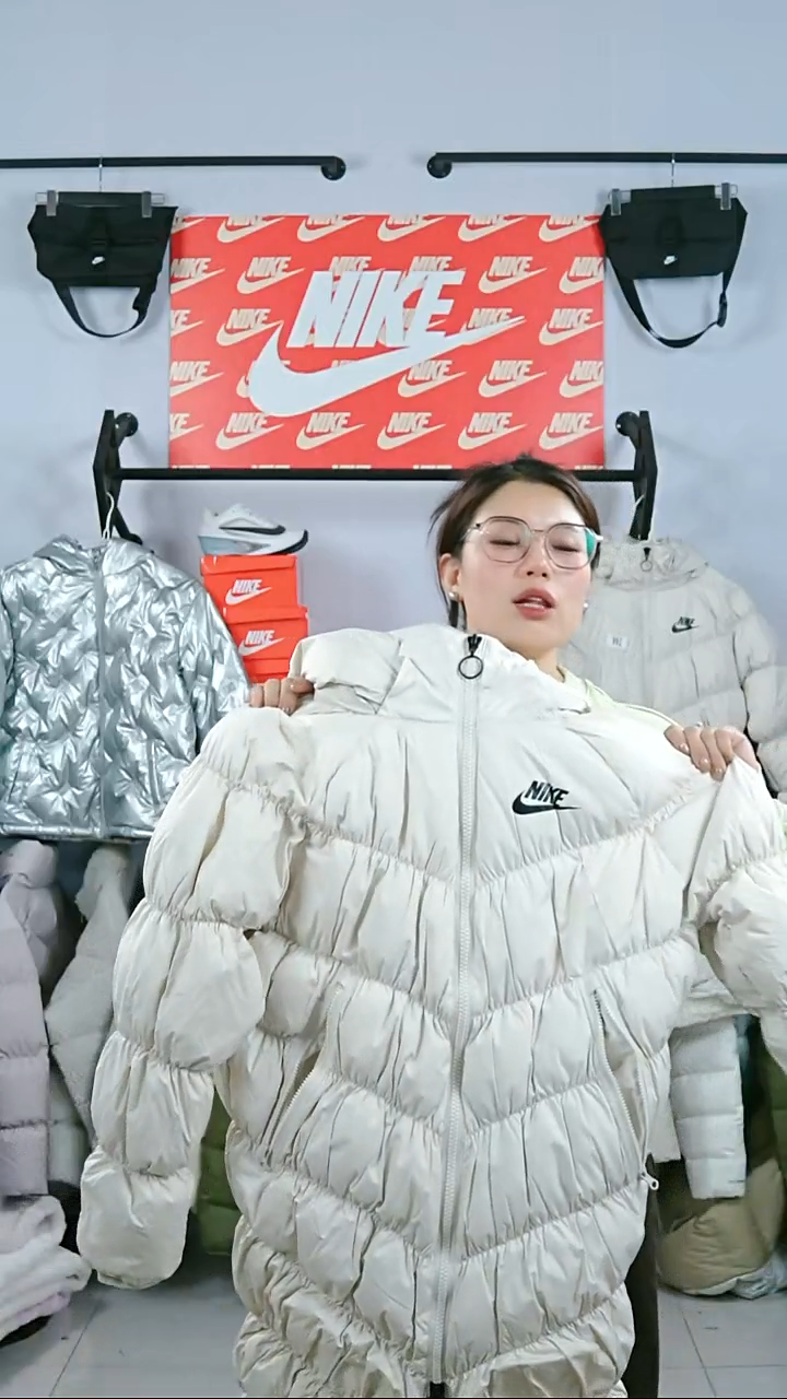 789闪购编码Nike/Jordan运动衣以播间过款为准尺码L