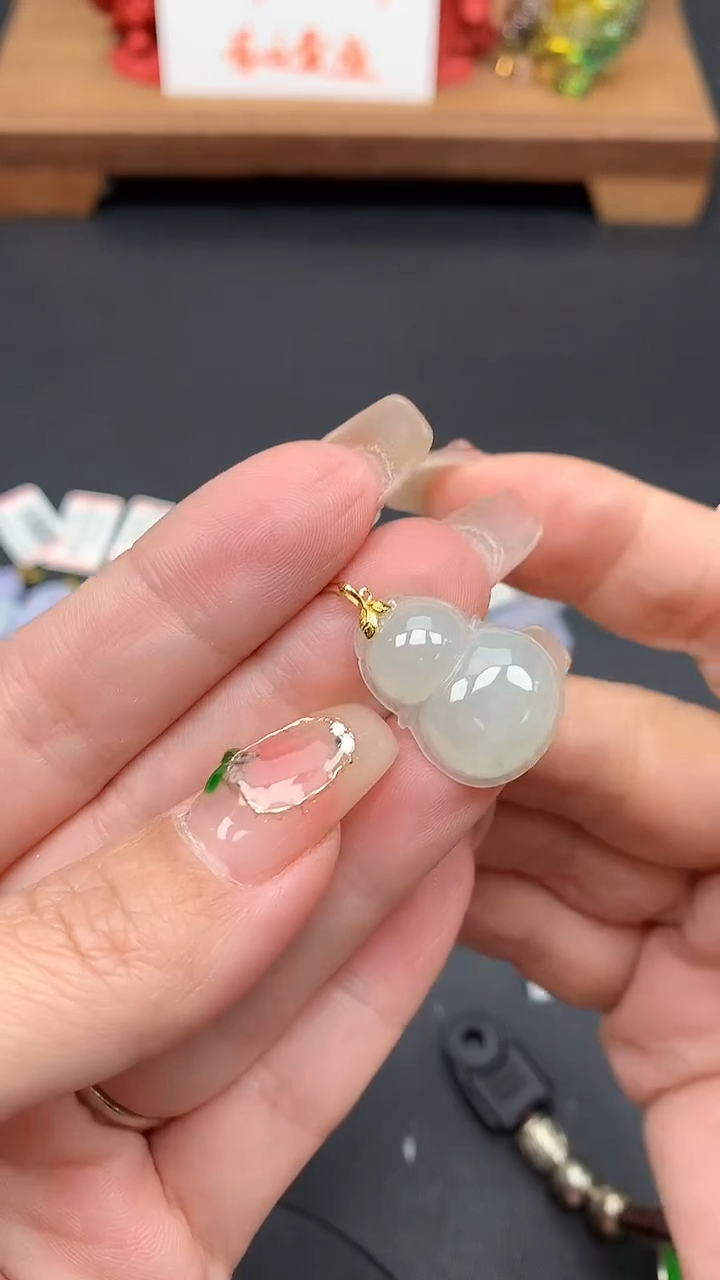 【闪购商品】翡翠吊坠(不含链)18K金镶嵌MS154911