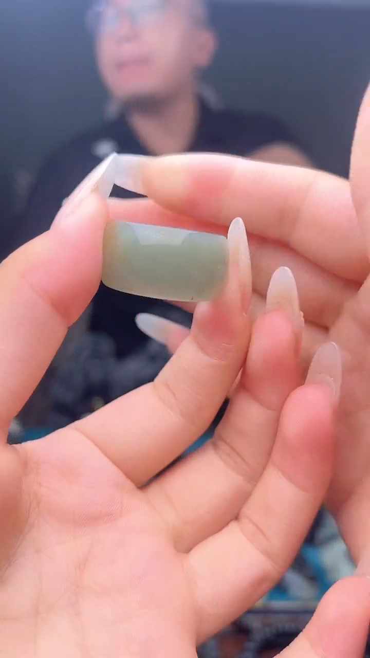 未镶嵌和田玉挂件1