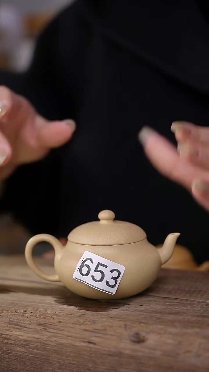 【闪购商品】瓷片福利！本山绿设计师款小茶壶