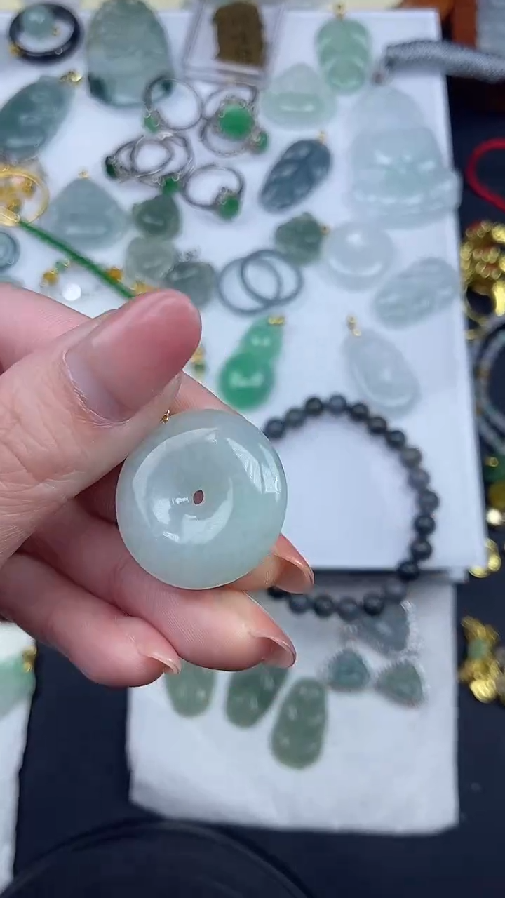 【闪购商品】翡翠吊坠(不含链)未镶嵌天然翡翠A货-吊坠