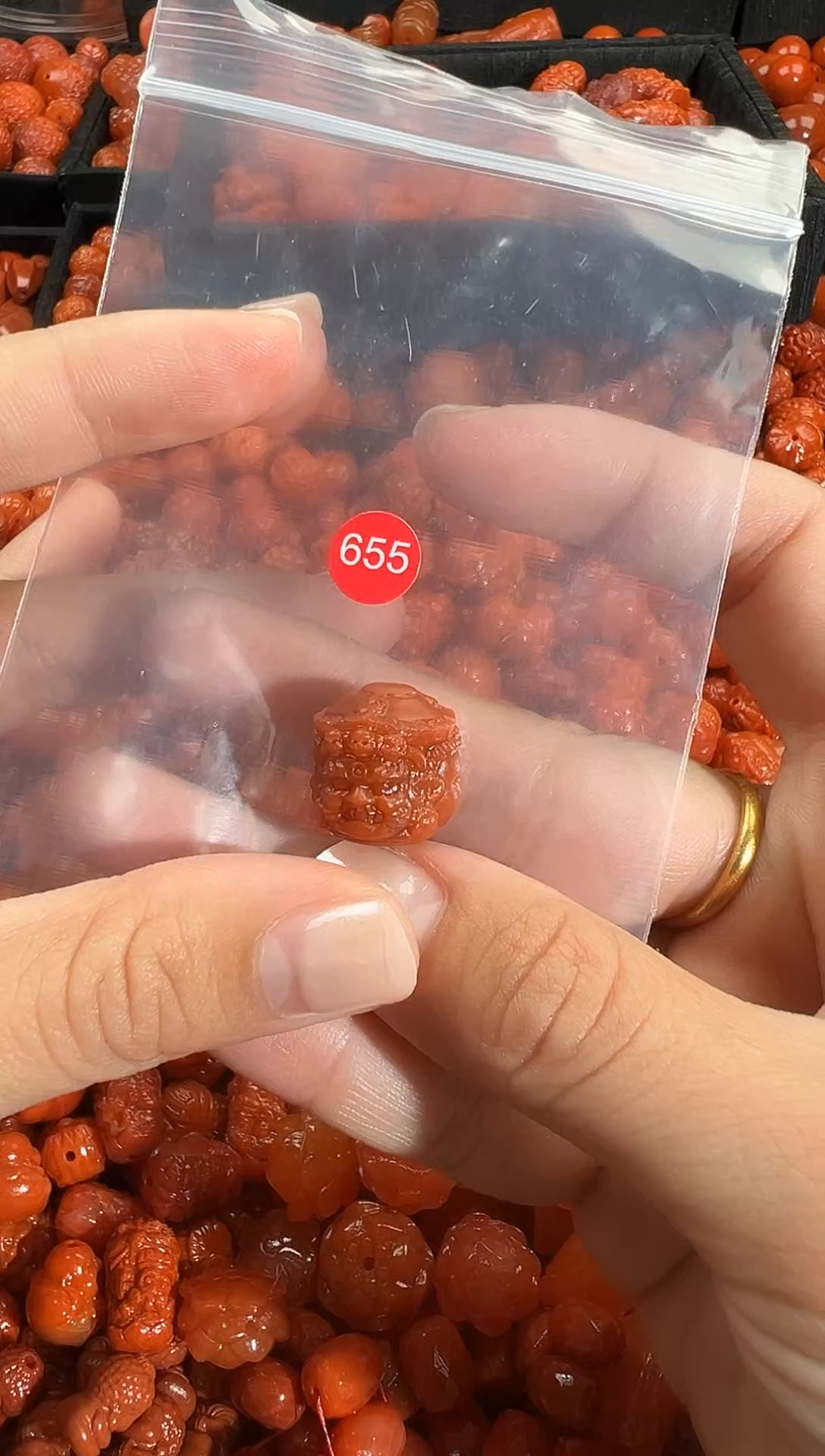 颈饰未镶嵌南红玛瑙1