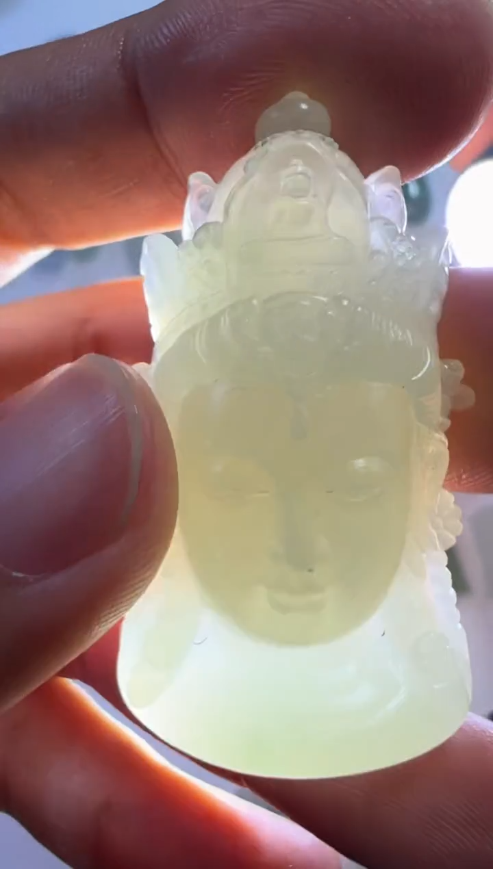 定制翡翠未镶嵌观音