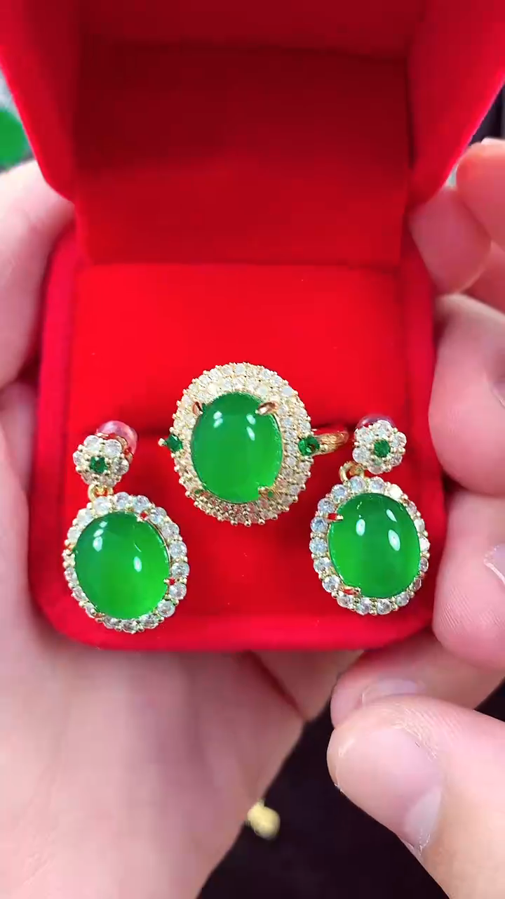 【闪购商品】玛瑙/玉髓戒指，耳钉未镶嵌戒指，耳钉绿
