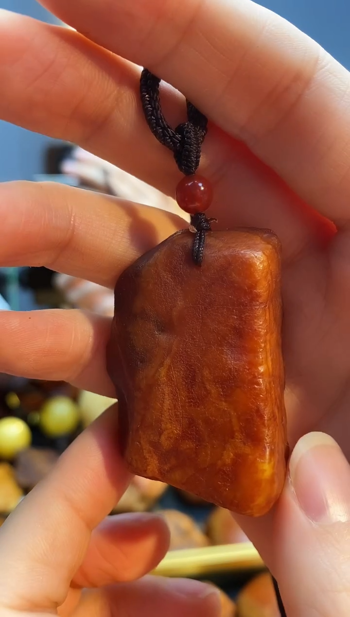 琥珀颈饰未镶嵌挂件