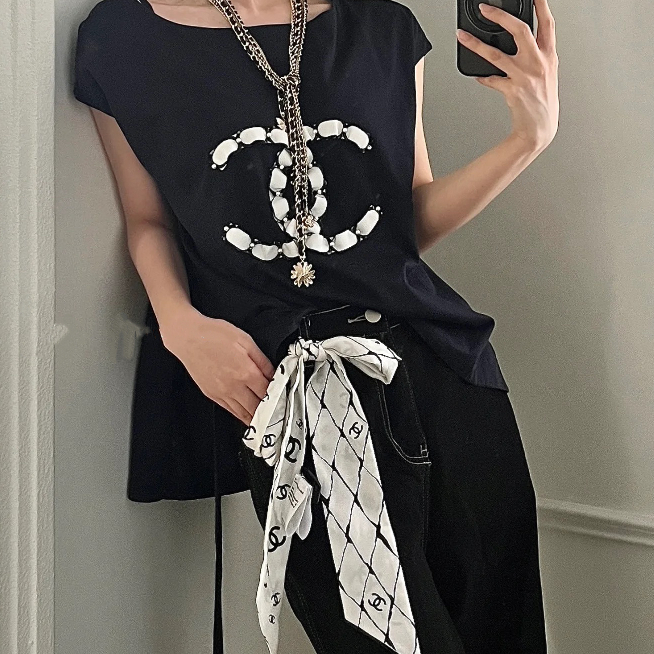 99新 Chanel/香奈儿 34码 藏蓝色拼白色 双C 上衣 99新