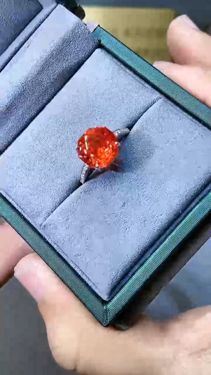 【闪购商品】石榴石戒指银S925镶嵌354