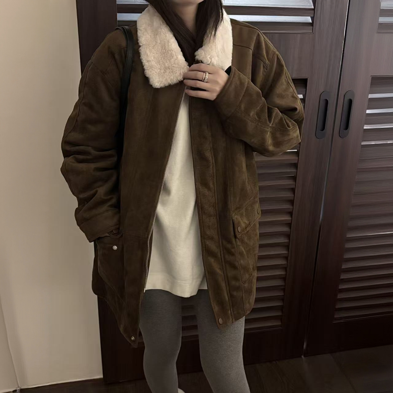 『雨美 Show』D539百搭保暖翻领毛毛棉服