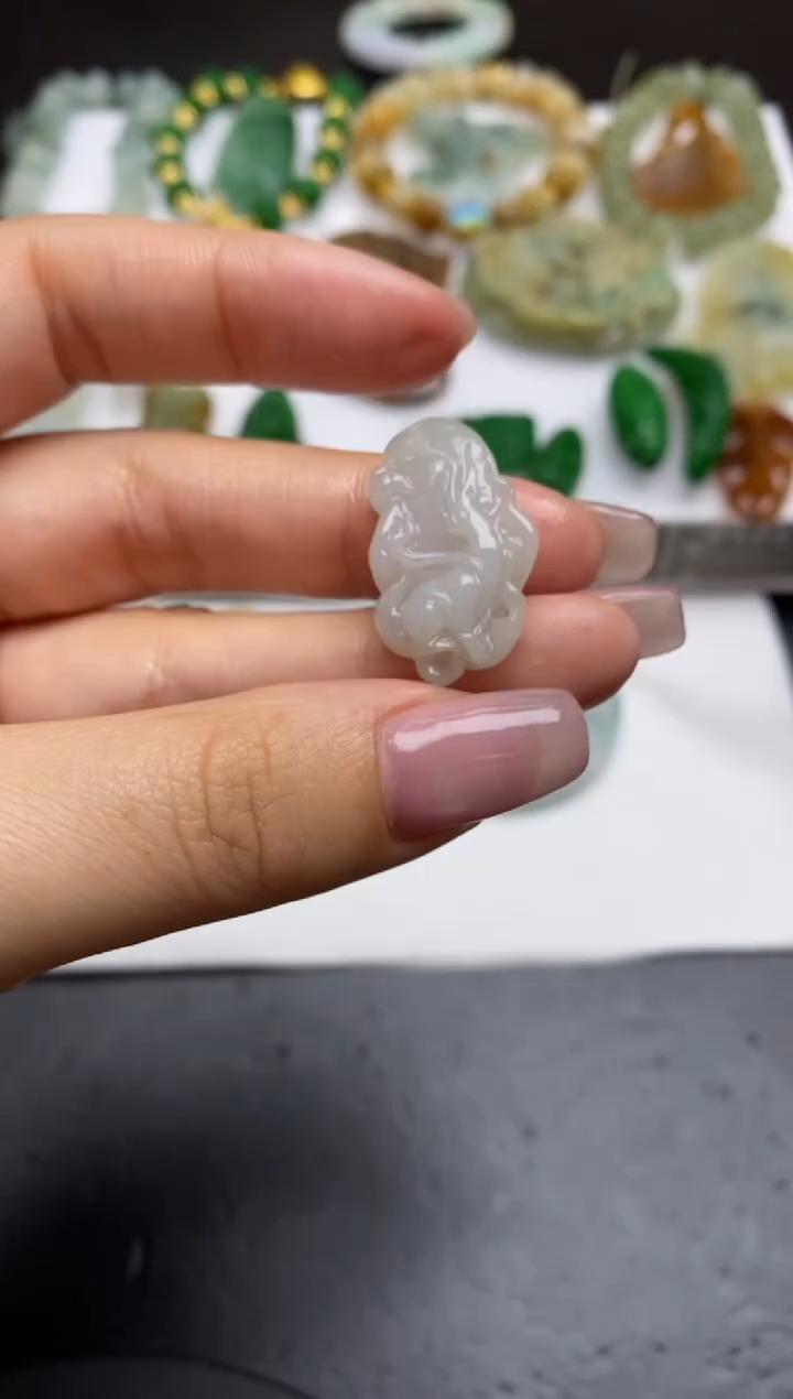 【闪购商品】定制翡翠未镶嵌翡翠毛货~