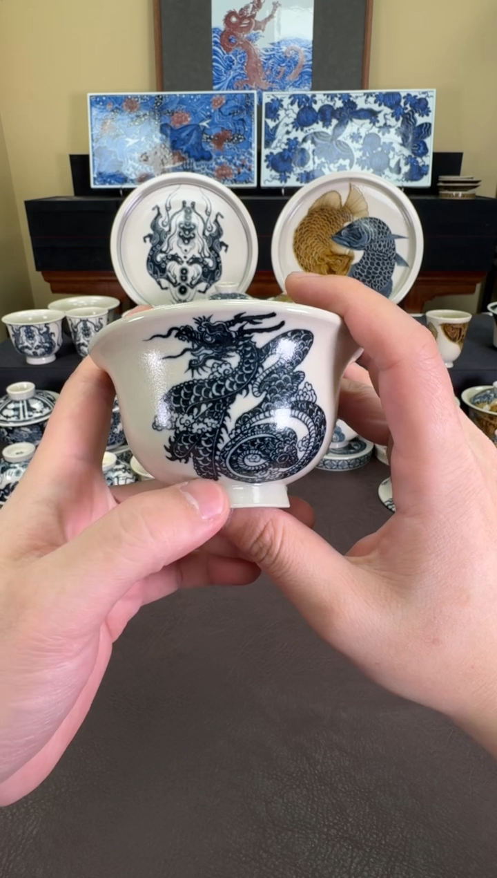 【闪购商品】瓷片二号釉龙蛇纹压手杯