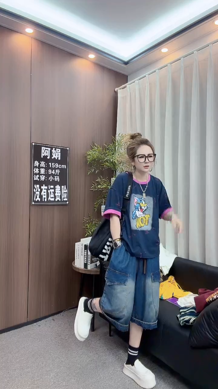 蓝色猫和老鼠短袖