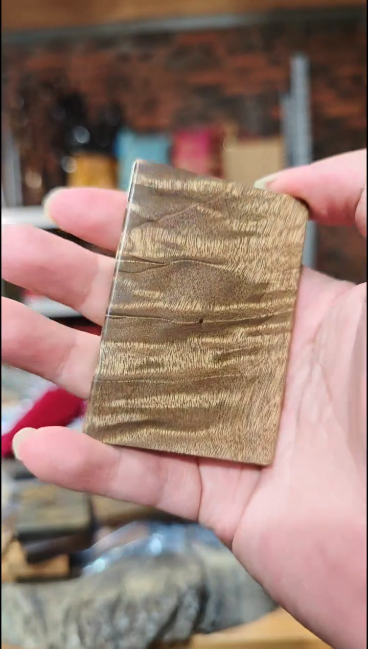 金丝楠无事牌手把件