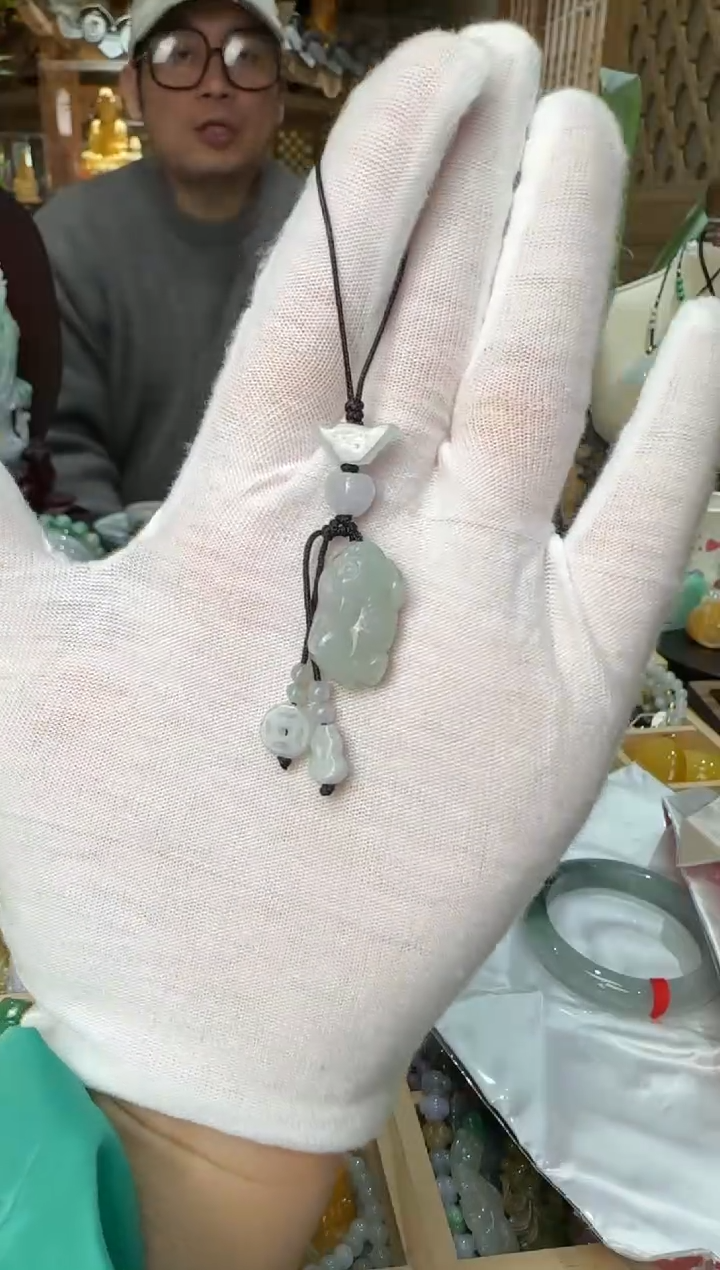 未镶嵌挂件翡翠挂件