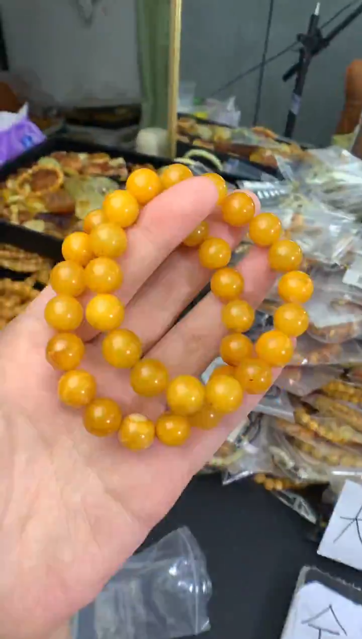 蜜蜡未镶嵌珠宝奇石多样性发一件