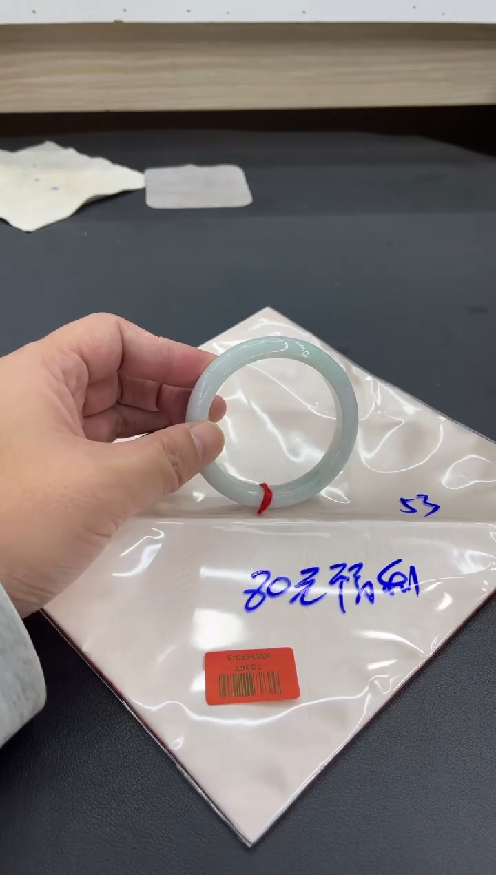 未镶嵌手镯翡翠翡翠手镯