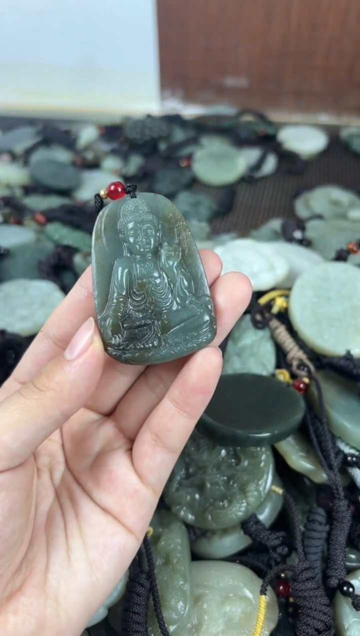 【闪购商品】和田玉颈饰未镶嵌1