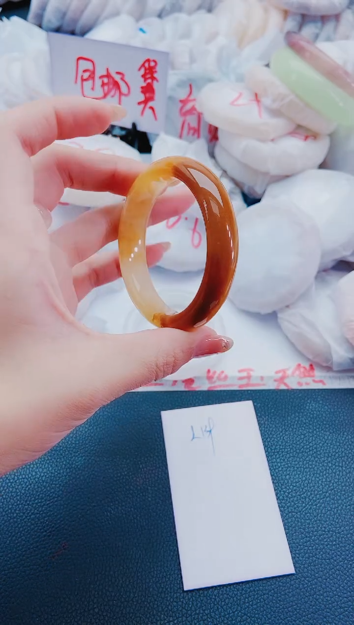 未镶嵌手镯石英质玉L139-54-55