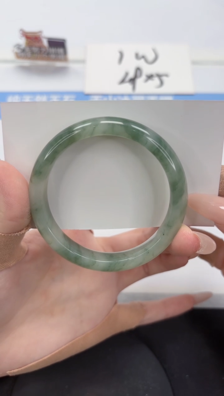 【闪购商品】石英质玉手镯未镶嵌A291-57.2