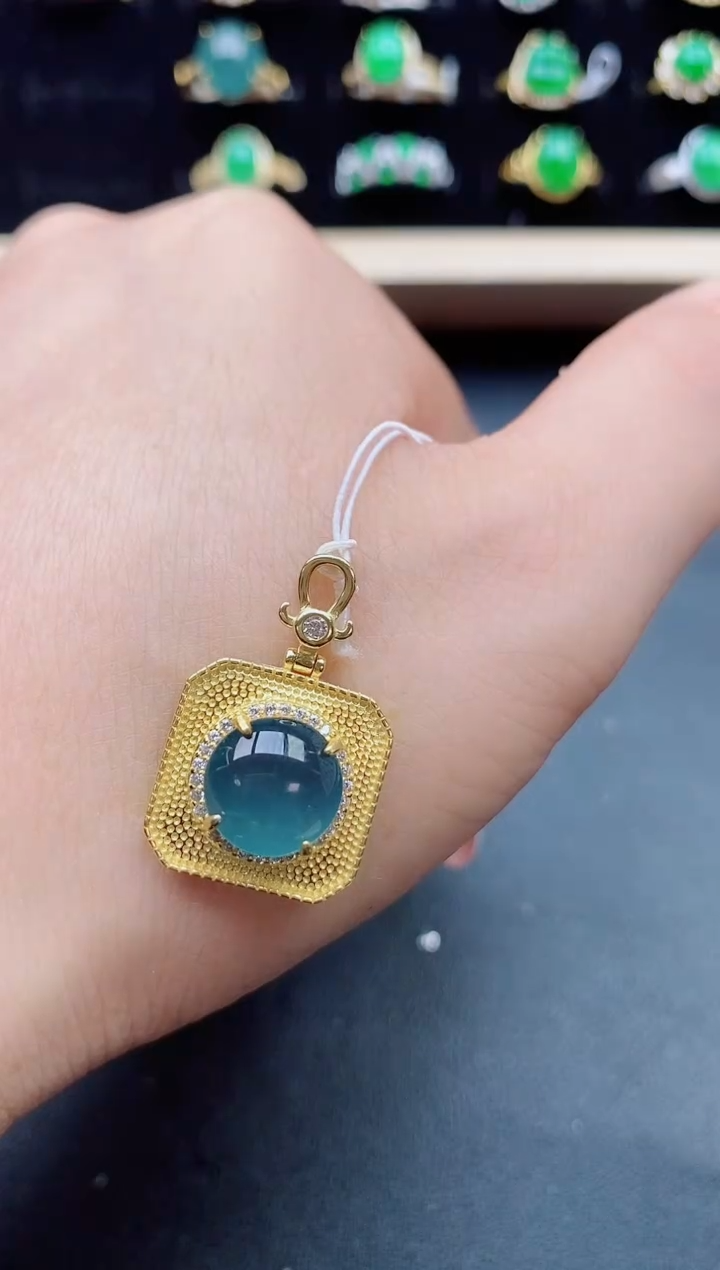 【闪购商品】翡翠吊坠(赠链)银S925镶嵌21321