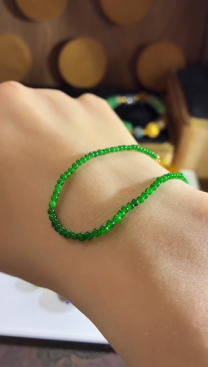 18K金镶嵌手链翡翠手链