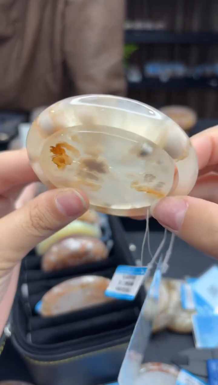 【闪购商品】石英质玉手镯未镶嵌520（56圈赠送镯心）