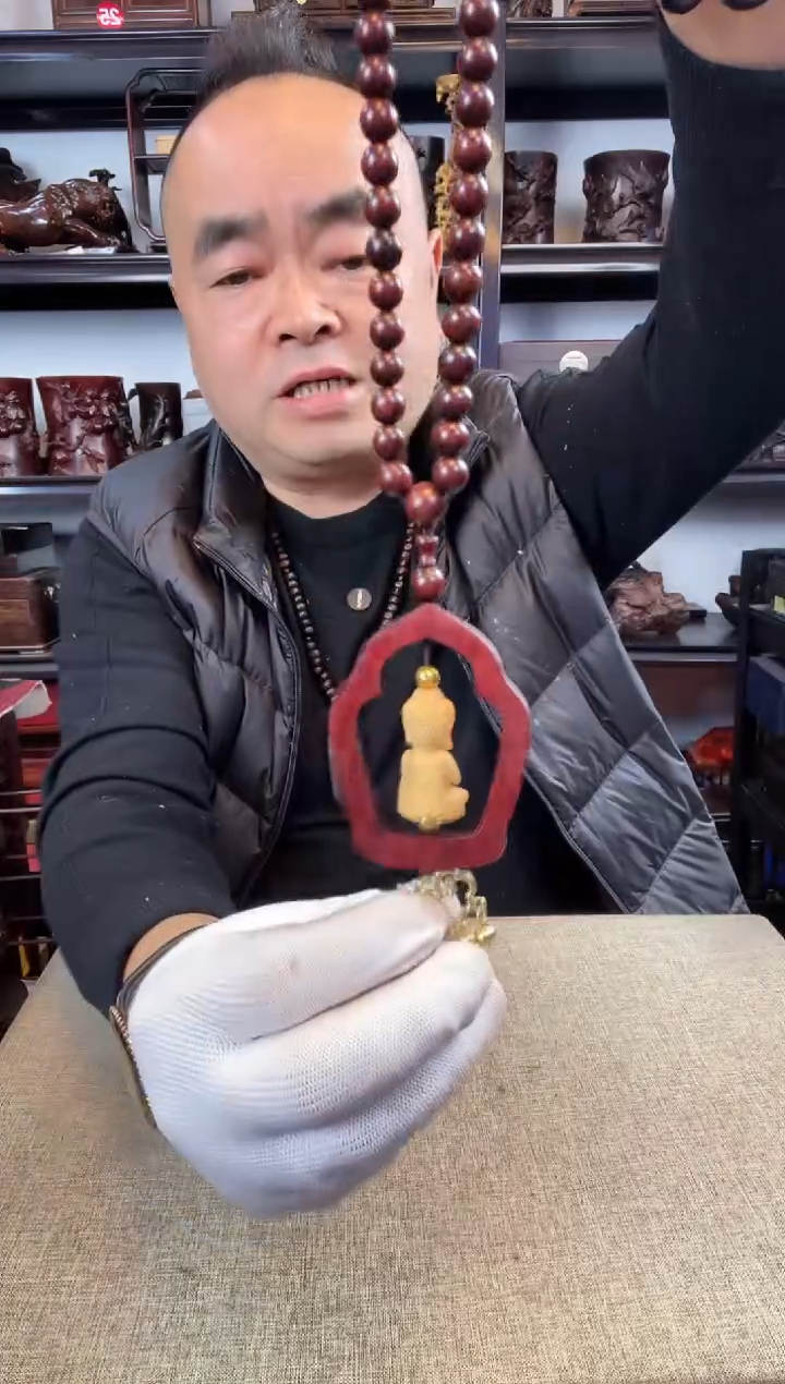 木老李红木工艺品458瑕疵