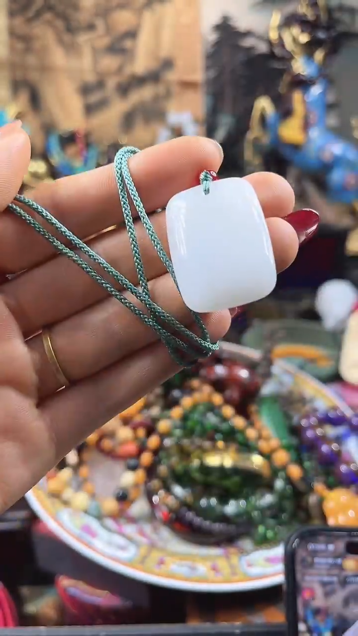 和田玉未镶嵌颈饰花姐甄选无事牌