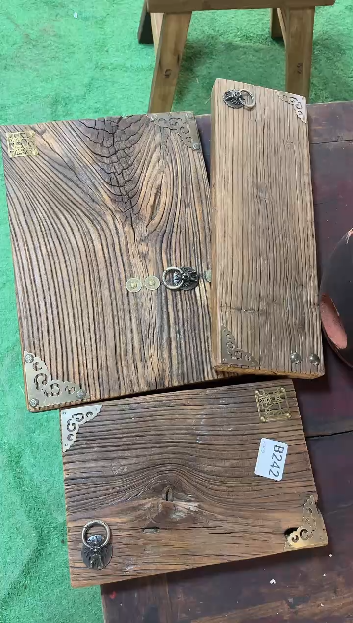 不*冬风化老门板丙烯画