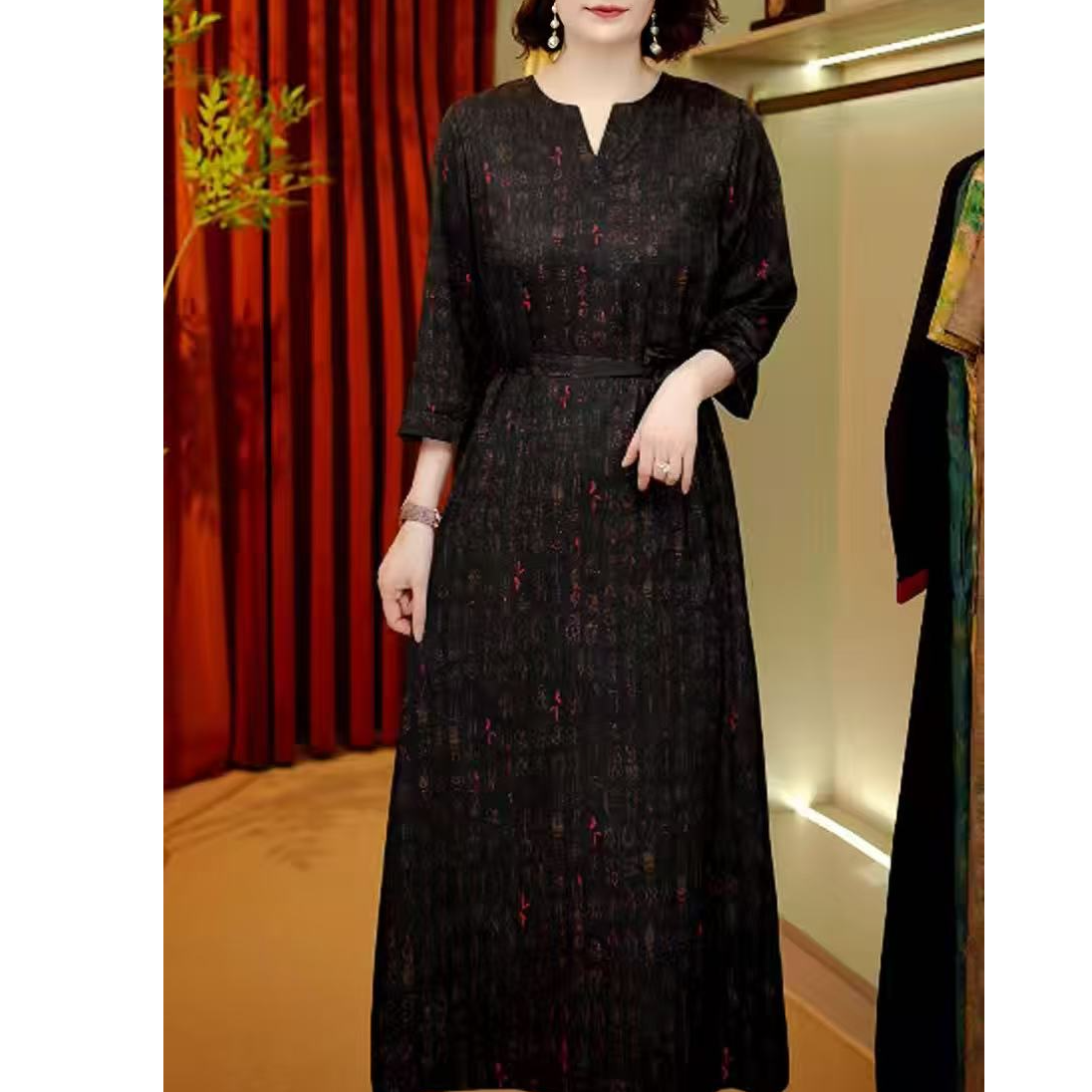 052【清】秋季百搭时尚简约休闲显瘦遮肉减龄连衣裙