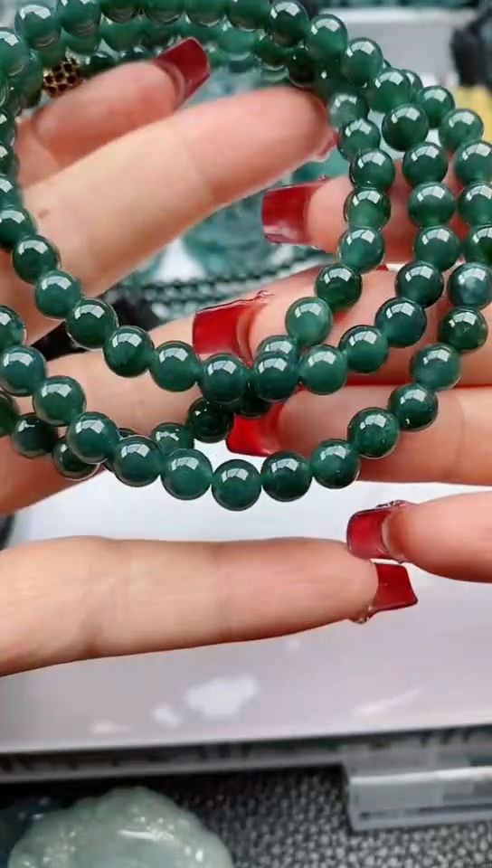 【闪购商品】翡翠颈饰未镶嵌            