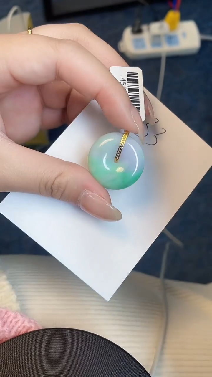 【闪购商品】翡翠颈饰18K金镶嵌00000000