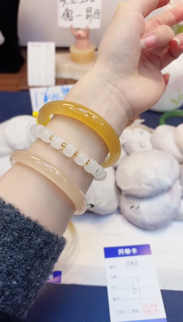 【闪购商品】石英质玉手镯未镶嵌82-财气镯-圈口61