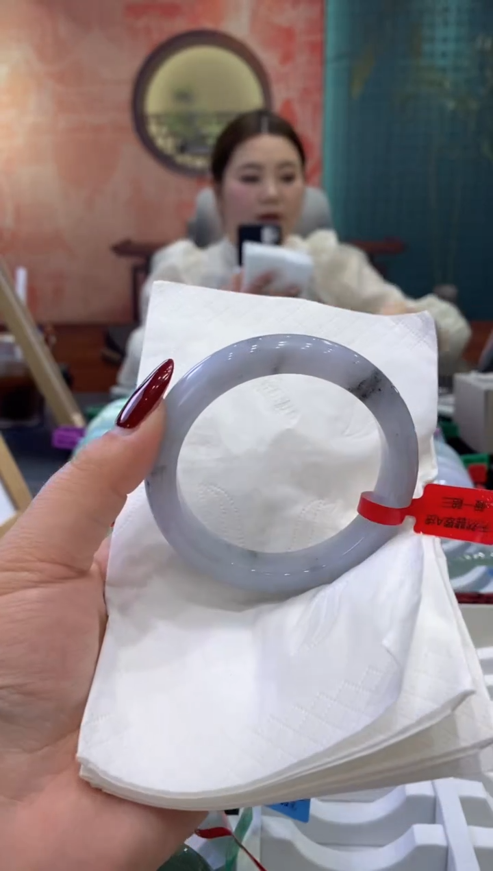 【闪购商品】翡翠手镯未镶嵌多人0010920