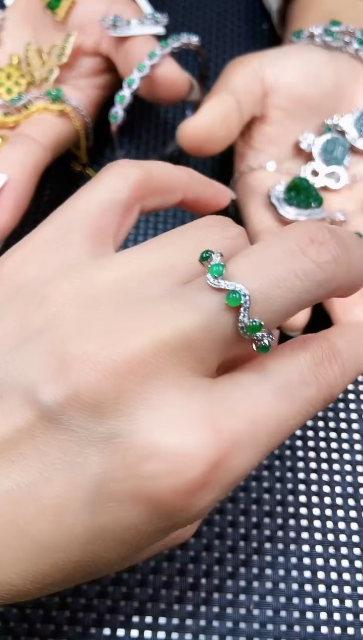 【闪购商品】翡翠戒指未镶嵌11111111