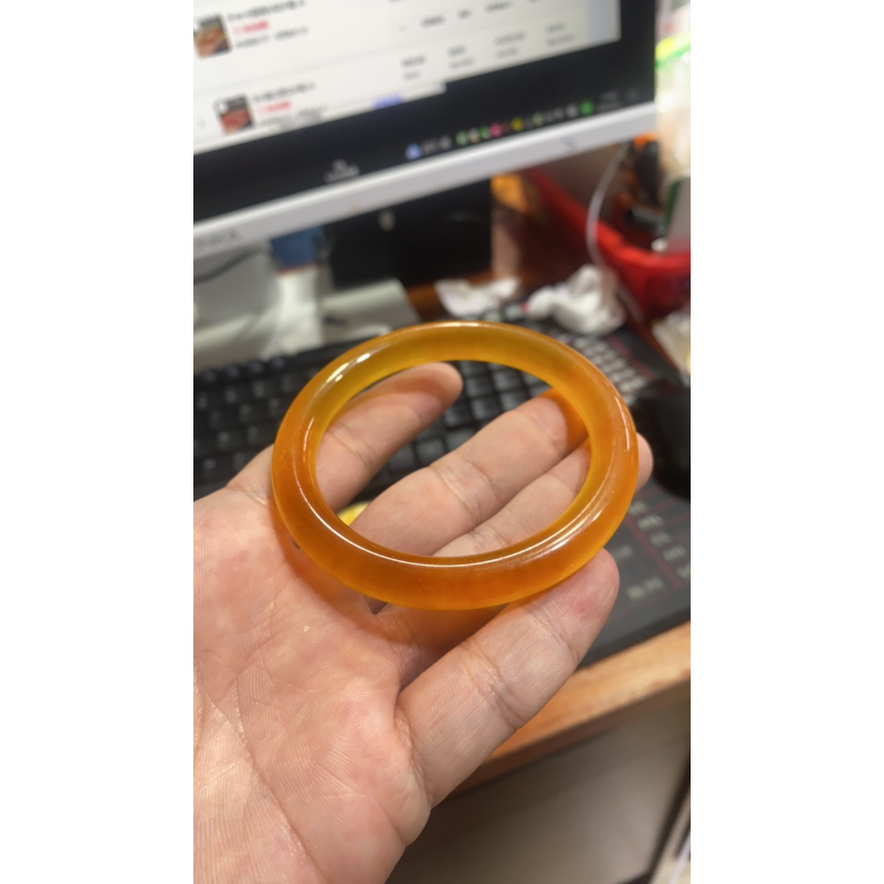 手19  叮当冰黄手镯