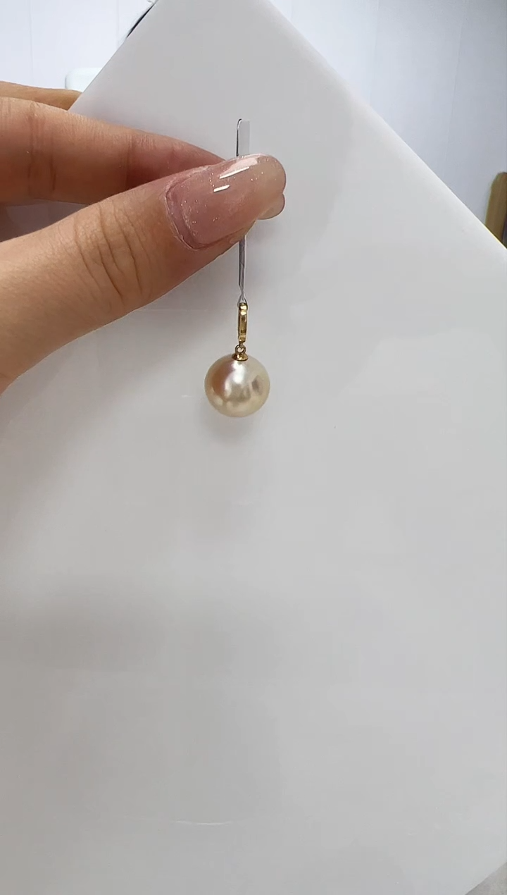 【闪购商品】海水珍珠DA18K金镶嵌吊坠13 v2789