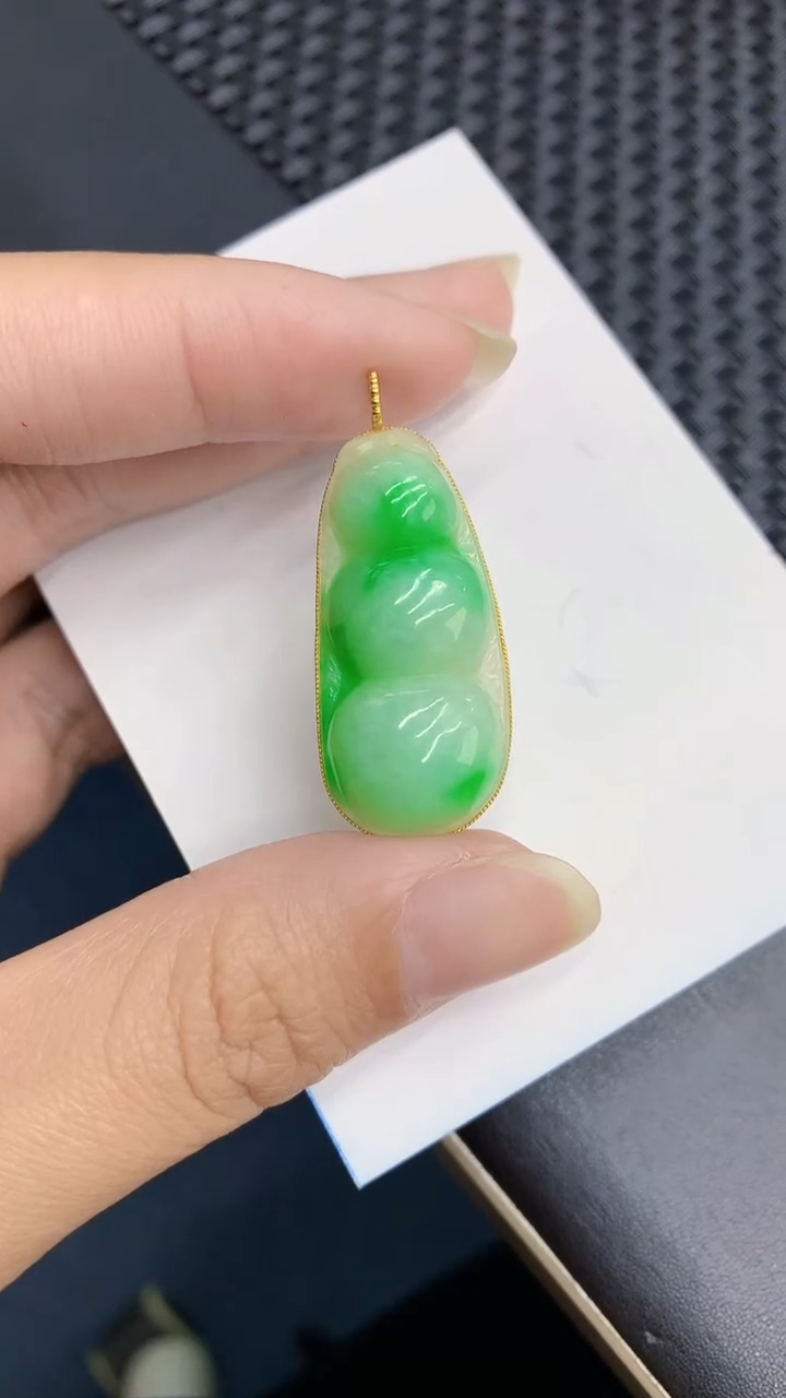 【闪购商品】翡翠颈饰18K金镶嵌            8