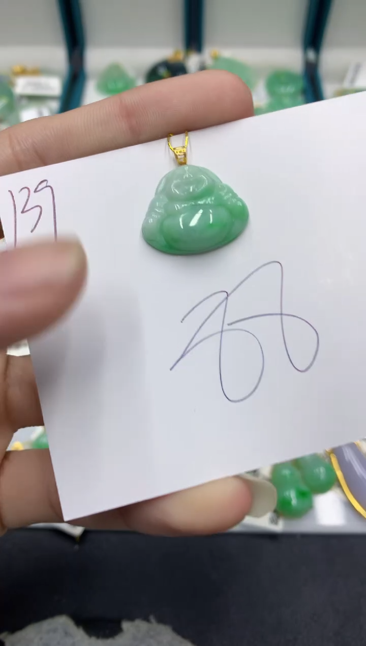 【闪购商品】翡翠颈饰18K金镶嵌翡翠