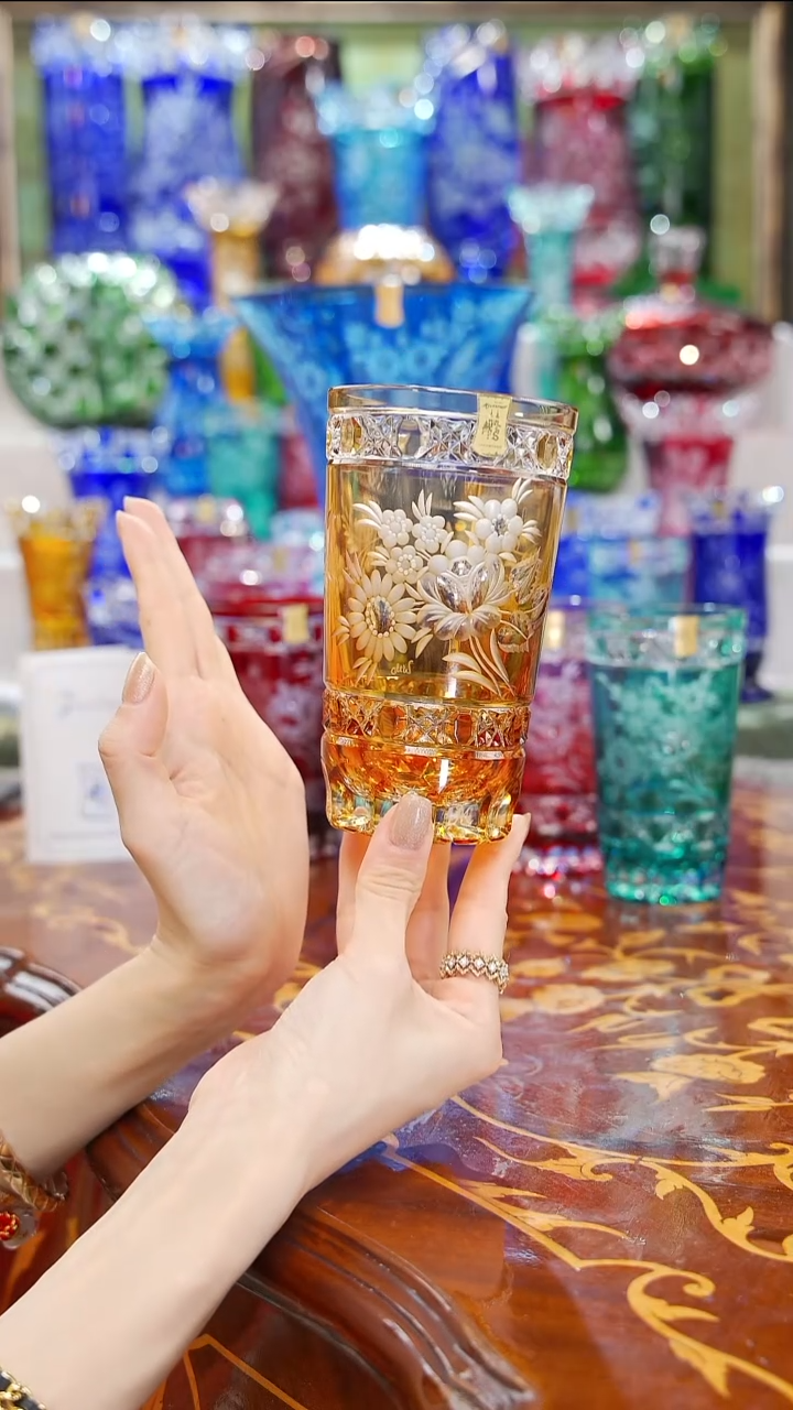 瓷米多家中古瓷器如图所示40
