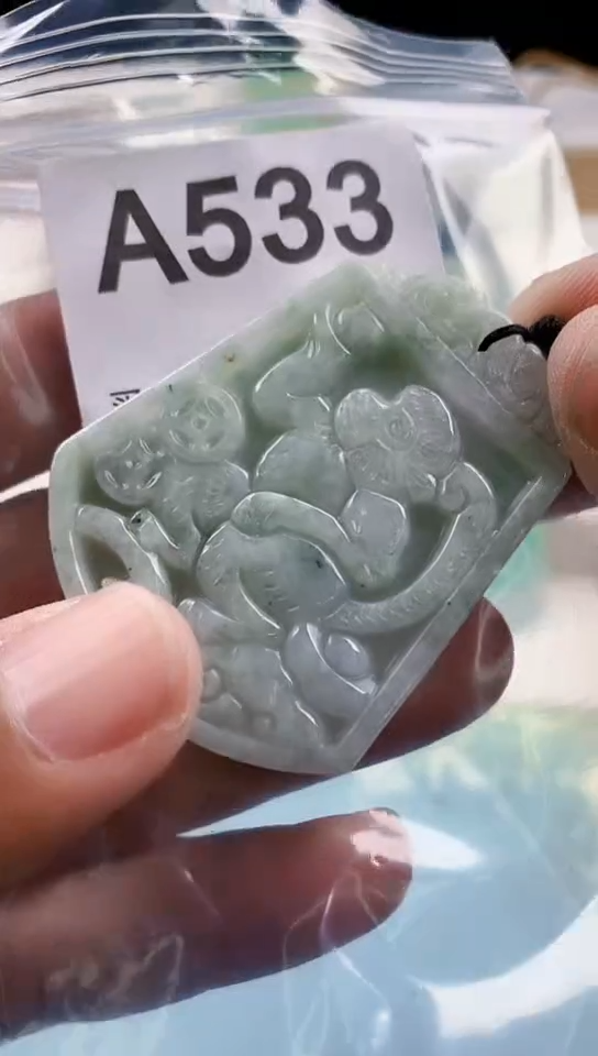 【闪购商品】翡翠挂件未镶嵌天然翡翠吊坠挂件