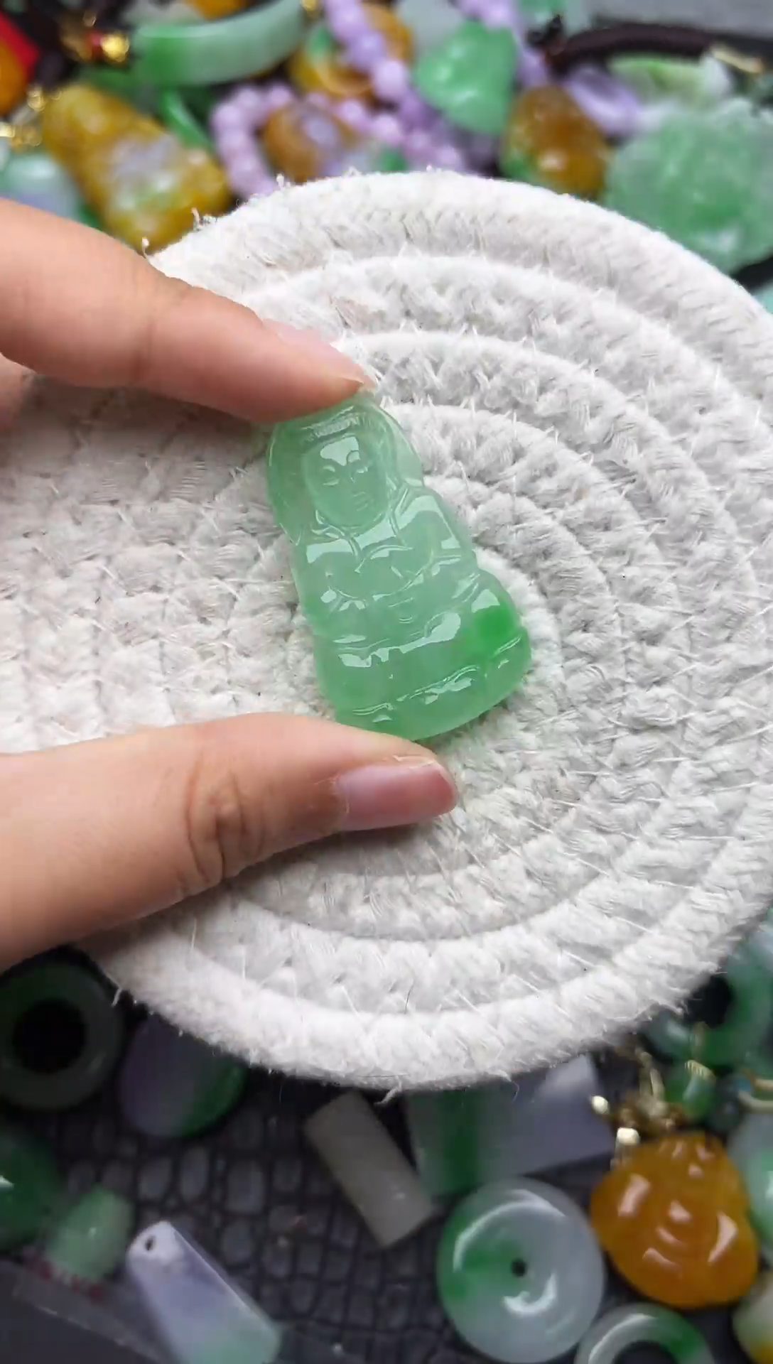 颈饰未镶嵌翡翠缅甸翡翠吊坠