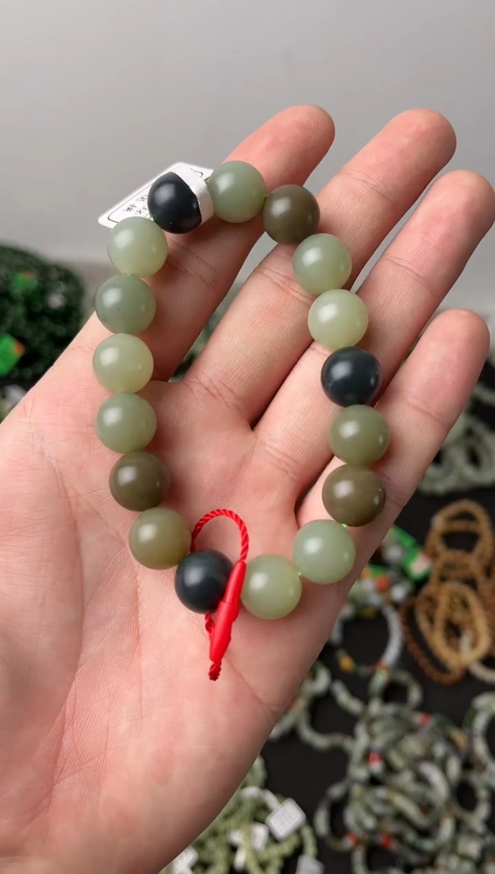 【闪购商品】和田玉手串未镶嵌若羌楼兰三色卡12微色差