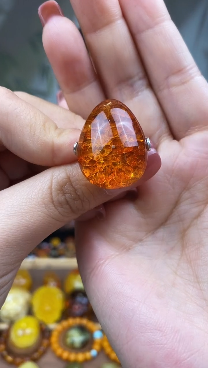 银S925镶嵌琥珀裸石 基地发货 一物一证 顺丰包邮