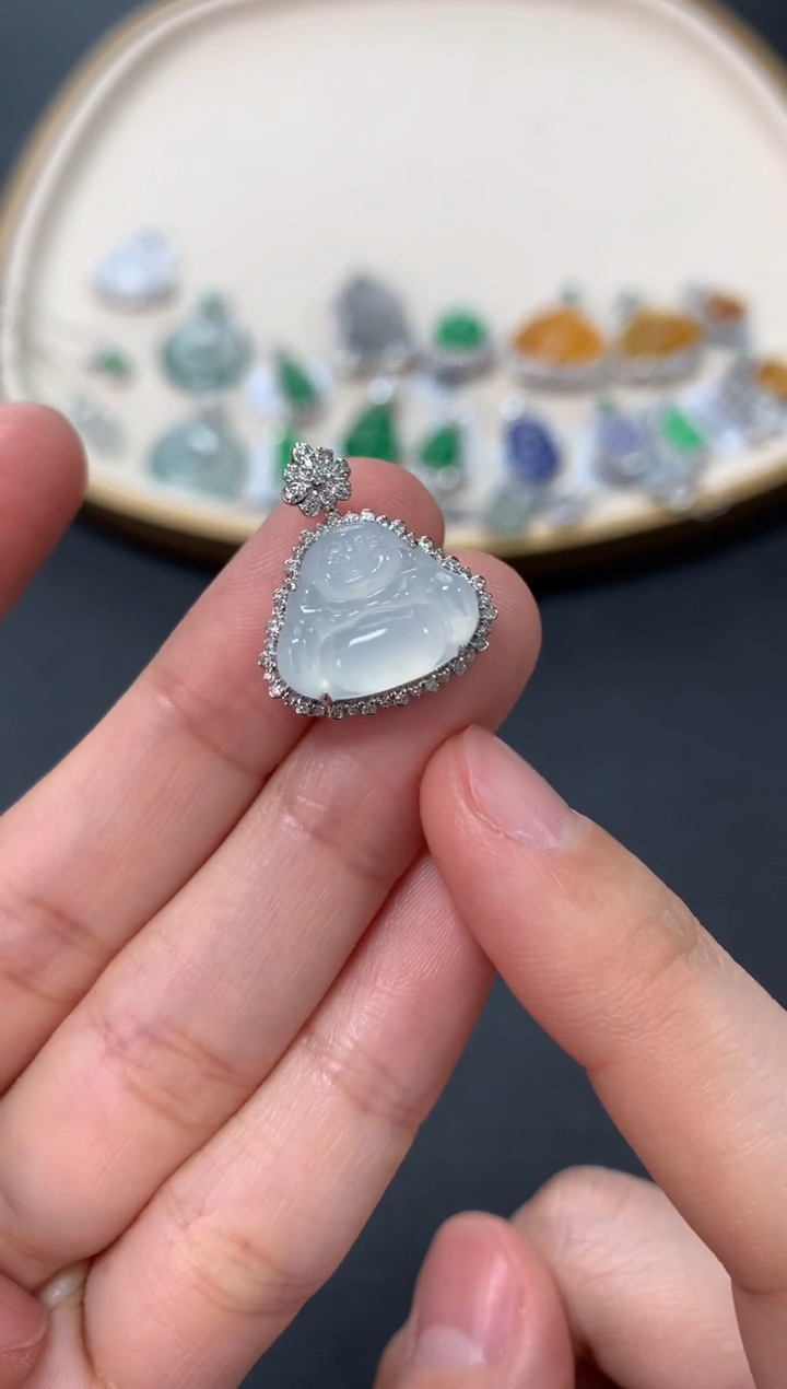 【闪购商品】翡翠吊坠(不含链)18K金镶嵌2500