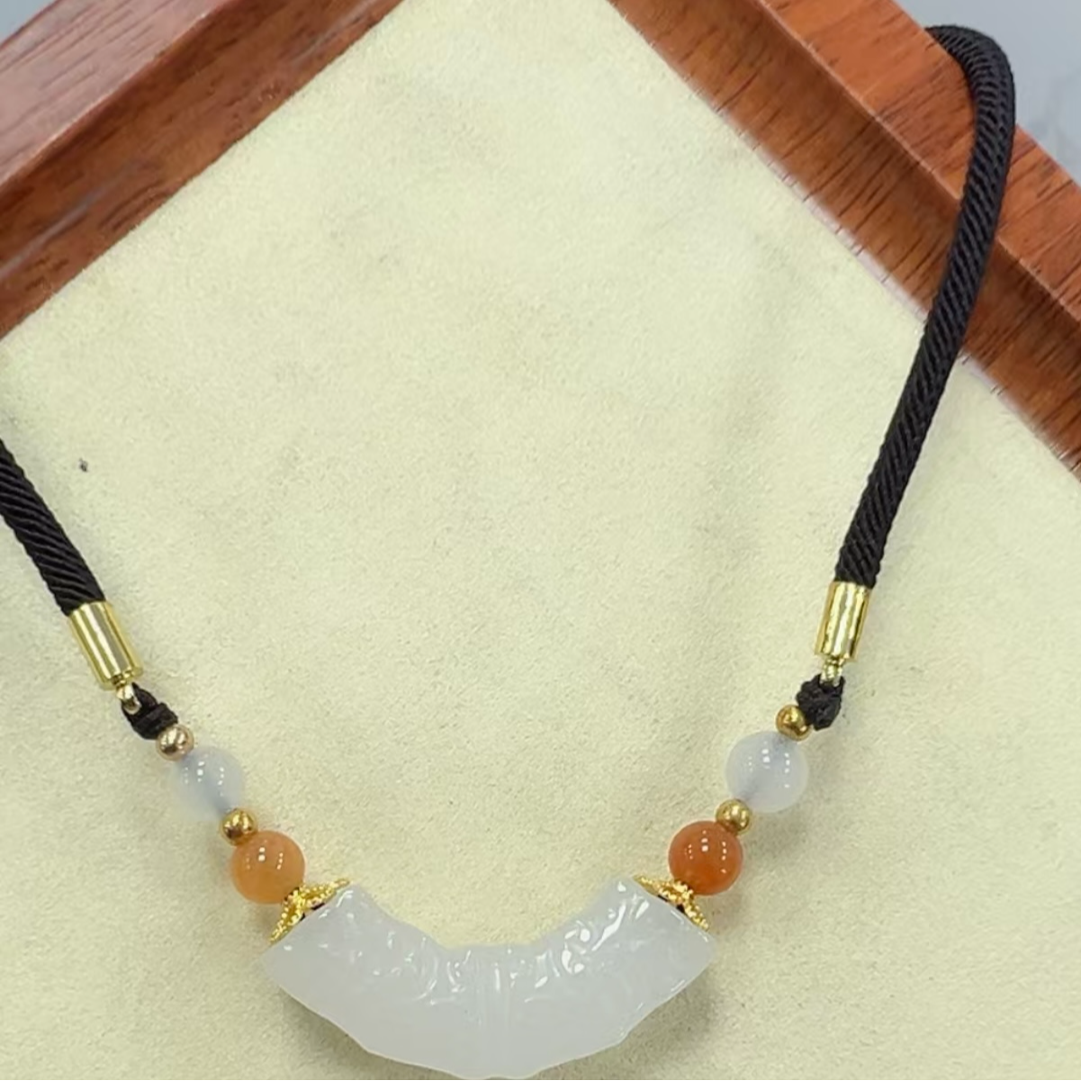 天然天山翠玉衡吊坠天然玉石锁骨链挂件多样性发货拍一发一百搭