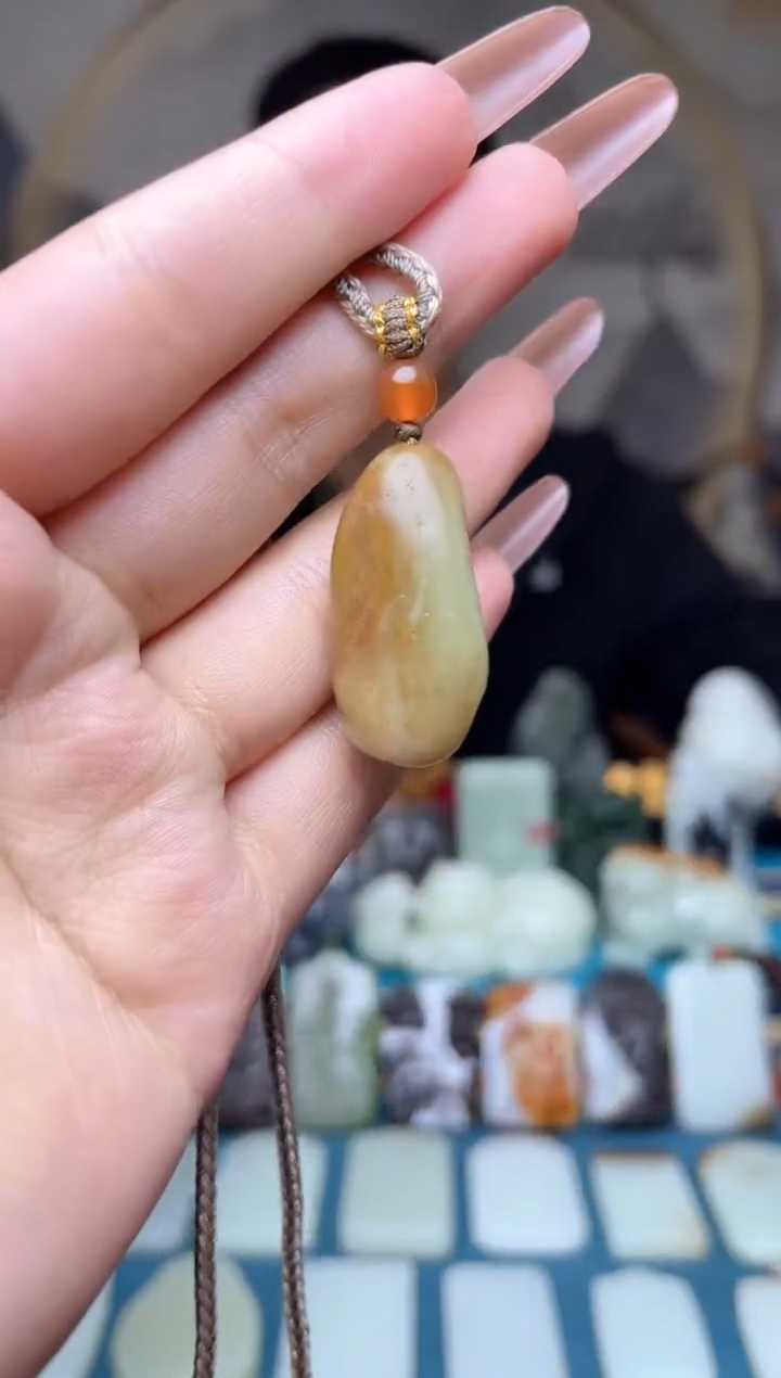 和田玉未镶嵌吊坠139